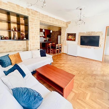 Neoclassical 2Bed In Kallimarmaro เอเธนส์ ภายนอก รูปภาพ
