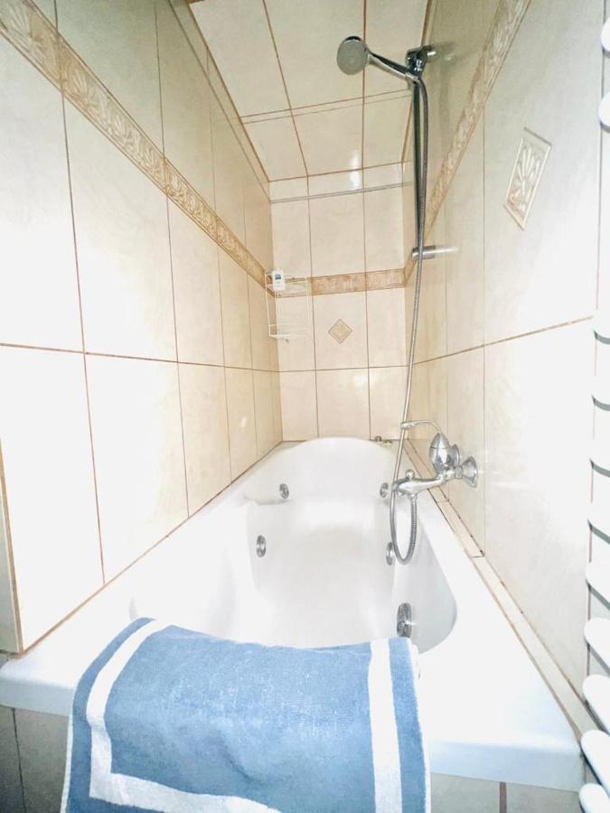 Neoclassical 2Bed In Kallimarmaro เอเธนส์ ภายนอก รูปภาพ